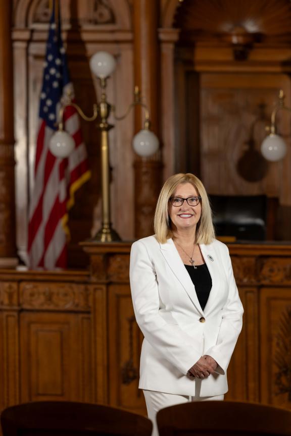 Councilmember Lynette Crow-Iverson photo 2025